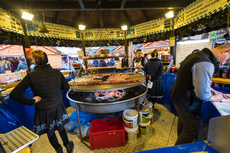 Manchester, United Kingdom - November 29, 2019: Christmas Markets in Albert Square near the Town Hall of Manchester in the nortwest of Englandのeditorial素材