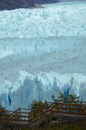 Impressive vertical photo of the Perito Moreno Glacier located in the Andes Mountains in Patagonia Argentinaの写真素材
