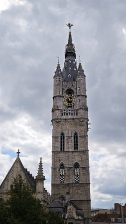Vertical Travel Photography of Ghent, Belgium â Medieval Canals, Castles and Historic Architectureの写真素材