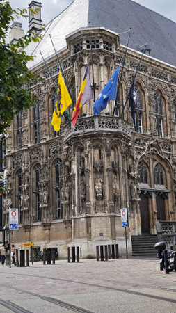 Vertical Travel Photography of Ghent, Belgium â Medieval Canals, Castles and Historic Architectureの写真素材