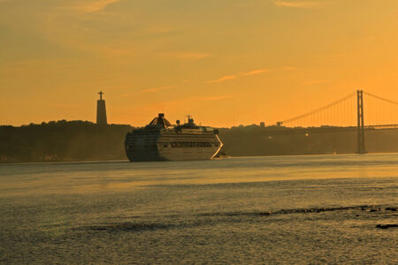 Sunset on river Tejo  Lisbon, Portugal  の写真素材