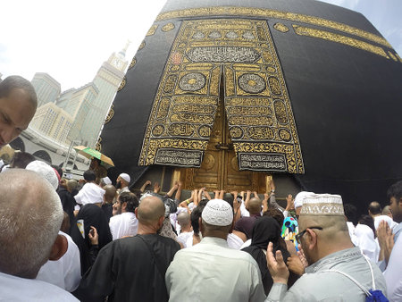 MECCA, SAUDI ARABIA, April 13 2017 -Close Up Kaabah Haram Mosque in Mecca.The door of the Kaaba calledのeditorial素材