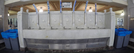 MECCA, SAUDI ARABIA, 13 April 2017 - Zamzam water are provided freely for pilgrims in Masjidilharam, Saudi Arabia.Fisheye view of Zam Zam water station inside Masjidilharam.のeditorial素材