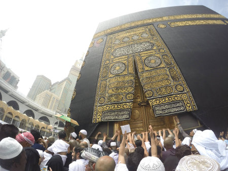 MECCA, SAUDI ARABIA, April 13 2017 -Close Up Kaabah Haram Mosque in Mecca.The door of the Kaaba calledのeditorial素材