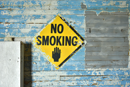 Old No Smoking Signの写真素材