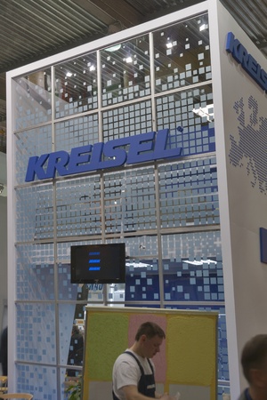 Kiev, Ukraine - March 30, 2012: Visitors visit Kreisel German-Ukraine company booth during 3rd International forum of building materials and technologies INTERBUDEXPO 2012 at KyivExpoPlaza Exhibition Center on March 30, 2012 in Kiev, Ukraine.のeditorial素材