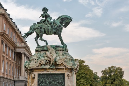 Equestrian statue of Prince Savoyai Eugen in front of the historic Royal Palace in Buda Castle. Budapest, Hungary.のeditorial素材