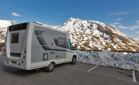 GROSSGLOCKNER, AUSTRIA - SEPTEMBER 23, 2017: Peugeot auto sleeper Nuevo parked on the observation platform. High Alpine Road in Austrian Alps close to Kaiser Franz Josef glacier.のeditorial素材