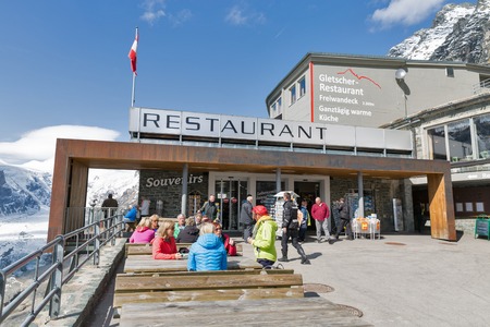 GROSSGLOCKNER, AUSTRIA - SEPTEMBER 23, 2017: Unrecognized people visit souvenirs shop, Gletscher restaurant and observation platform of Kaiser Franz Josef glacier. High Alpine Road in Austrian Alps.のeditorial素材