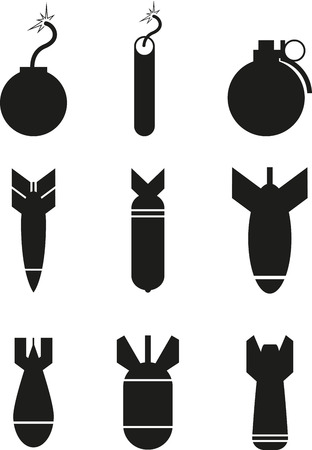 Set of black bomb iconsのイラスト素材