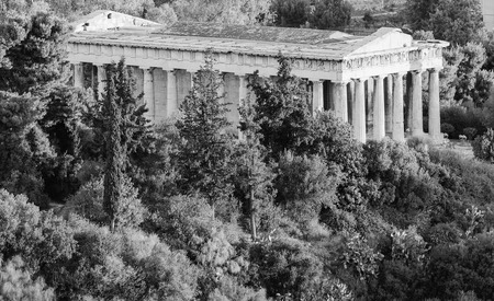 Ancient marble temple in Athens の写真素材
