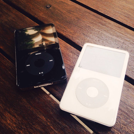 Classic MP4 on the wood styleの素材