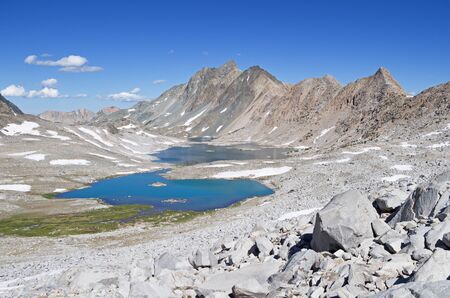 Mount McGee and Davis Lake in Kings Canyon National Parkの写真素材