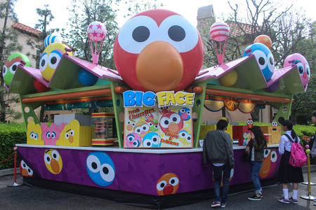 OSAKA, JAPAN-April 12, 2016: Photo of "Big Face" shop, selling Minion Goods, located in Universal Studios JAPAN in Osaka, Japan.のeditorial素材