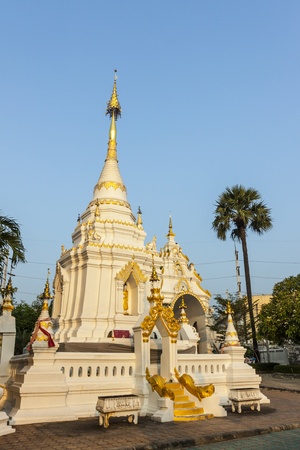 Wat Phradhatu Sri Chomtong Voravihara, Chiangmai,の写真素材