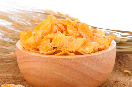 Yellow corn flakes