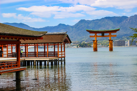 The Floating Torii gate of Itsukushima Shrine in Miyajima island, Hiroshima, Japan.のeditorial素材