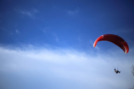 parachute in to the skyの写真素材