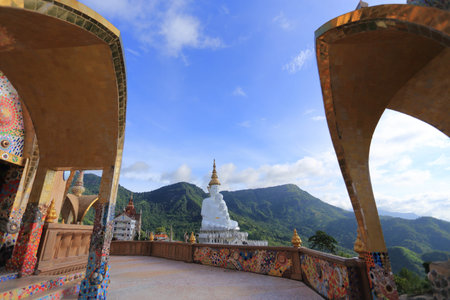 Wat Phra Thart Pha Son Kaew at Phetchabun,Thailandのeditorial素材