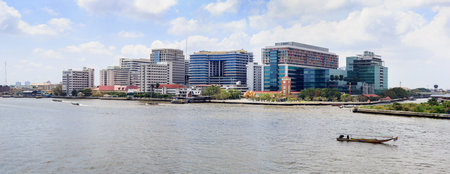 Bangkok - February 21, 2015: Siriraj hospital is the first hospital and medical school in Thailand, located at the West bank of Chao Phaya river in Bangkok.のeditorial素材