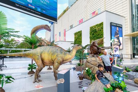 Bangkok, Thailand - April 5, 2017: People Visit Lok Sarakadee Program PPTV HD 36, Dinosaur planet Exhibit at Siam Paragon, Bangkok Thailand.のeditorial素材