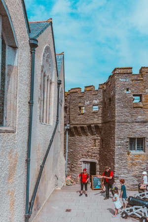 26 July 2018 - Dartmouth, Devon, UK: Dartmouth Castle on the estuary of the river Dart, Devon. The Castle is an artillery fort, built to protect Dartmouth harbour. The earliest parts of the castle date from the 1380sのeditorial素材