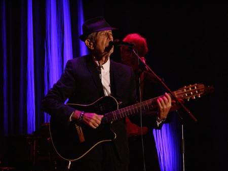 FLORENCE, SEPTEMBER 1ST: Leonard Cohen sings in front of a big audience for his only Italian date of the tour in Florence, piazza Santa Croce on September 1st, 2010.のeditorial素材