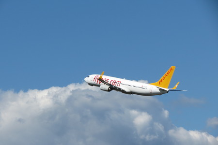 ORIO AL SERIO, BERGAMO, ITALY - CIRCA SEPTEMBER 2015: Pegasus aircraft immediately after take-offのeditorial素材