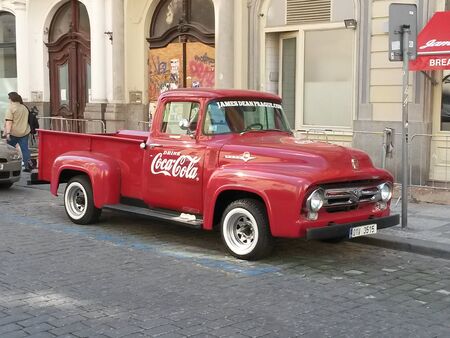 PRAGUE, CZECH REPUBLIC - CIRCA JUNE 2015: vintage Coca Cola van parked in a street of the city centreのeditorial素材