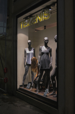 PADUA, ITALY - CIRCA JULY 2014: Italian fashion boutique Tezenisのeditorial素材