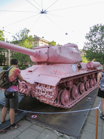 BRNO, CZECH REPUBLIC - CIRCA MAY 2017: Pink tank, controversial piece released in 1991 by Czech artist David Cernyのeditorial素材