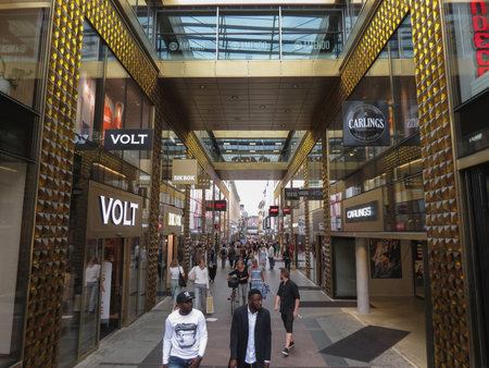 GOTEBURG, SWEDEN - AUGUST 08, 2017: Commercial centre with customers and touristsのeditorial素材