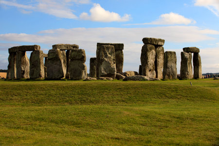 Stonehenge (England), UK - August 05, 2015: Stonehenge megalithic site, Amesbury, Wiltshire , England, United Kingdom.のeditorial素材