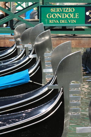Gondolas on Riva del Vin, Canal Grande, Veniceの写真素材