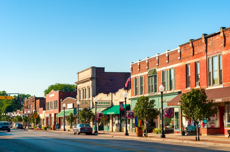 BEDFORD, OH - JULY 25, 2015: With many old buildings over a century old, this southeastern Cleveland suburb retains a small-town America look and atmosphere.のeditorial素材