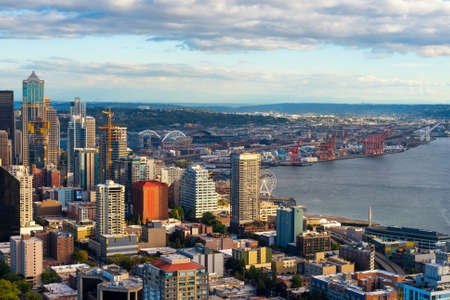 SEATTLE, WA - SEPTEMBER 10, 2016: SeattleÃ¢ï¿½ï¿½s rapidly growing downtown and waterfront area, with pro sports stadiums in the background, is seen from the Space Needle at 520 feet.のeditorial素材