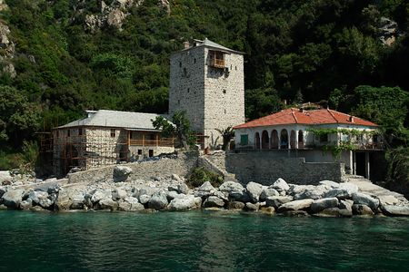                                Castle on Mount Athos, northern Greeceの写真素材