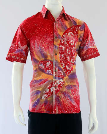 Men's short-sleeved shirts with colorful abstract motifs give the impression of being trendy and looking younger. Suitable for semi-informal events, such as birthday celebrations, family gatherings.の写真素材