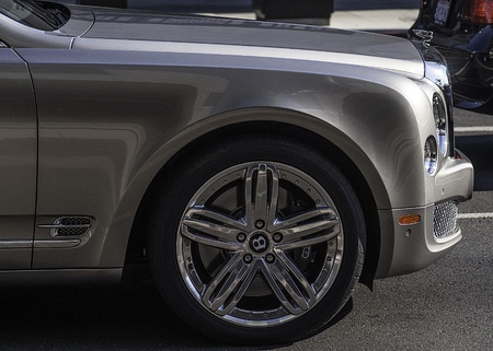 Front quarter of silver Bentleyのeditorial素材