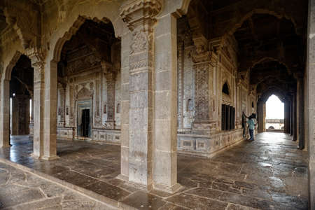 Details of Ibrahim Rauza which is the tomb complex where Ibrahim Adil Shah II is buried along with his wife queen Taj Sultana at Bijapur State Karnataka India November 15 2009のeditorial素材