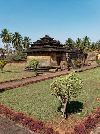 Small shrine in the complex of Kaitabheshvara Temple at Kubatur state Karnataka India 02 21 2020のeditorial素材