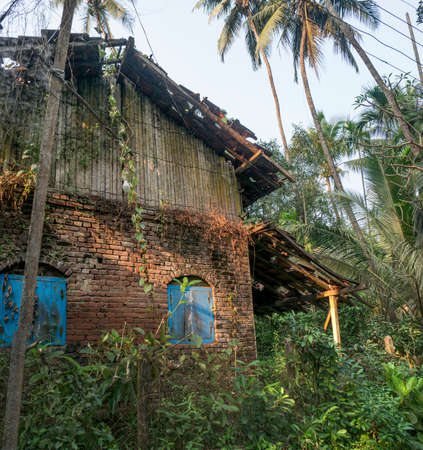 Old ruined and weathered rural house in Revdanda village near Alibag state Maharashtra India 12 10 2021のeditorial素材