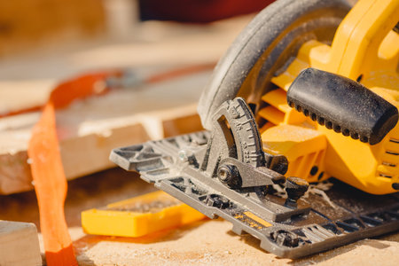Portable tool circular saw for cutting wood