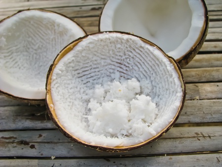 inside cracked coconuts fruitの写真素材