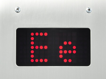 monitor show alphabet e in elevatorの写真素材