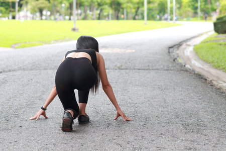 sport runner girl on start