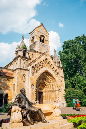Budapest, Hungary - June 27, 2019: Vajdahunyad Castle Jaki Chapel at City Parkのeditorial素材