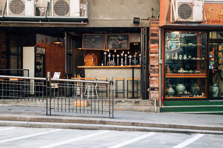 Hong Kong - March 20, 2017 : Vintage bar on Hong Kong streetのeditorial素材