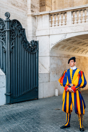 Vatican City - August 10, 2016 : Swiss Guard at Saint Peter's Basilicaのeditorial素材