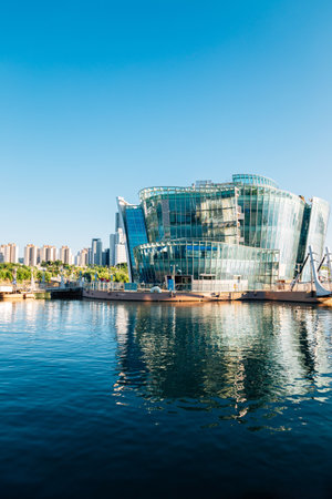 Seoul, Korea - July 15, 2020 : Banpo Hangang Park and Some Sevit with Han riverのeditorial素材